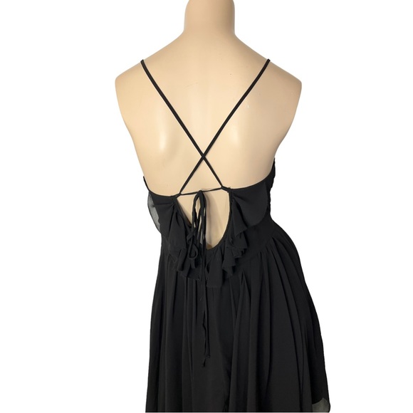 Aryn K Cocktail Dress Black Chiffon Ruffle V Neck Halter Tie Strap Size Medium - Picture 3 of 12